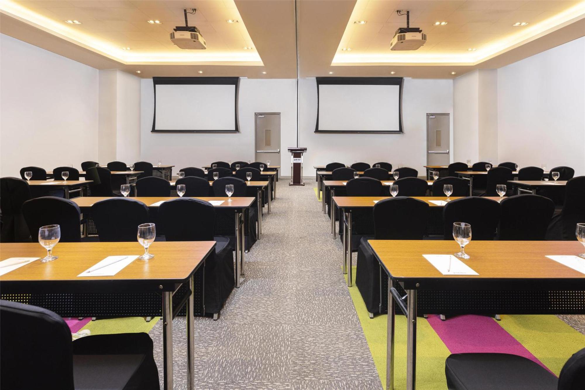 Park By Radisson North Edsa 4* Quezon City